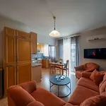Apartment Your By The Sea For 3 In *