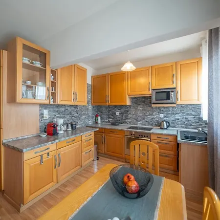 Your By The Sea For 3 In Apartment