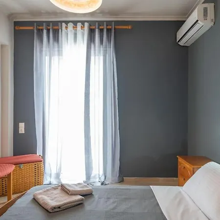 Apartment Your By The Sea For 3 In Xylokastro